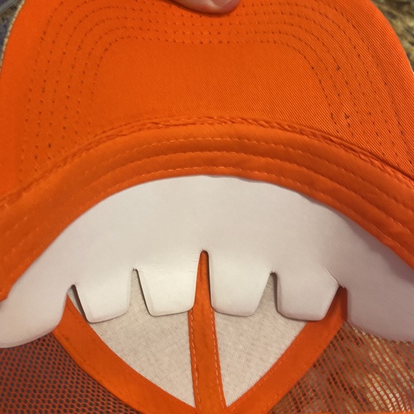 Baseball cap - Picture 6 of 6